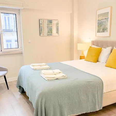 Flh Marques Pombal Flat With Balcony Lisbon
