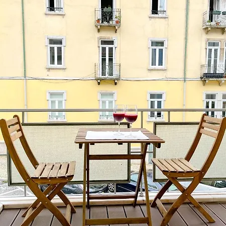 Flh Marques Pombal Flat With Balcony *