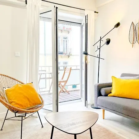 Flh Marques Pombal Flat With Balcony